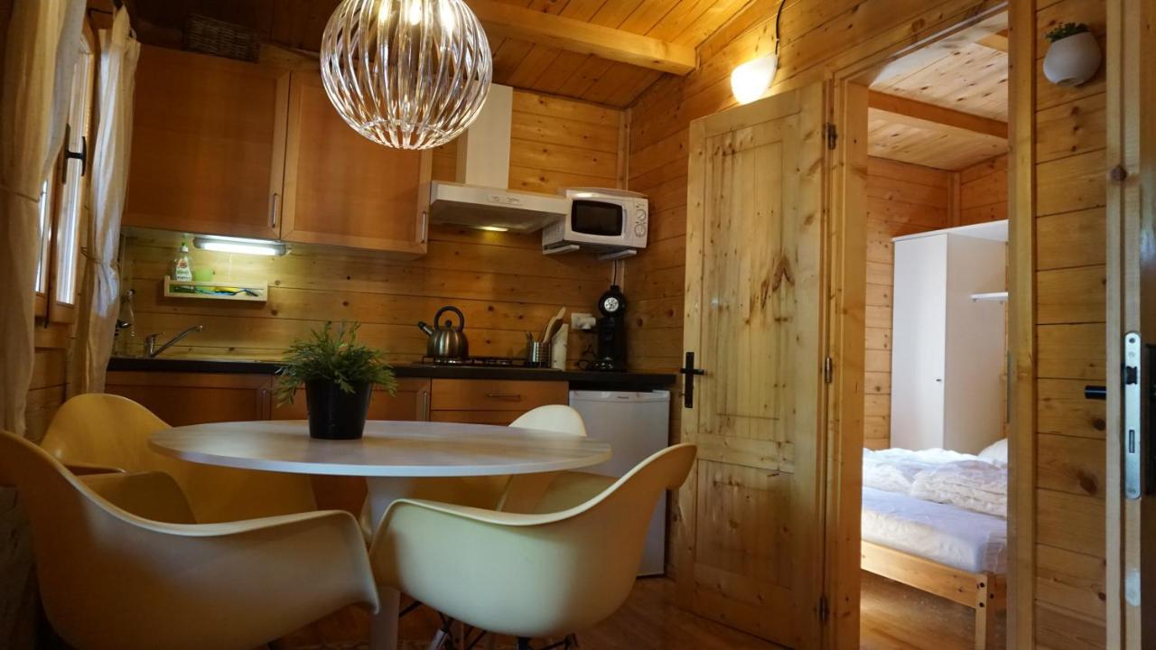 Hotel Vakantiehuis Casasdecasper - Camping Italie Porlezza Exterior foto